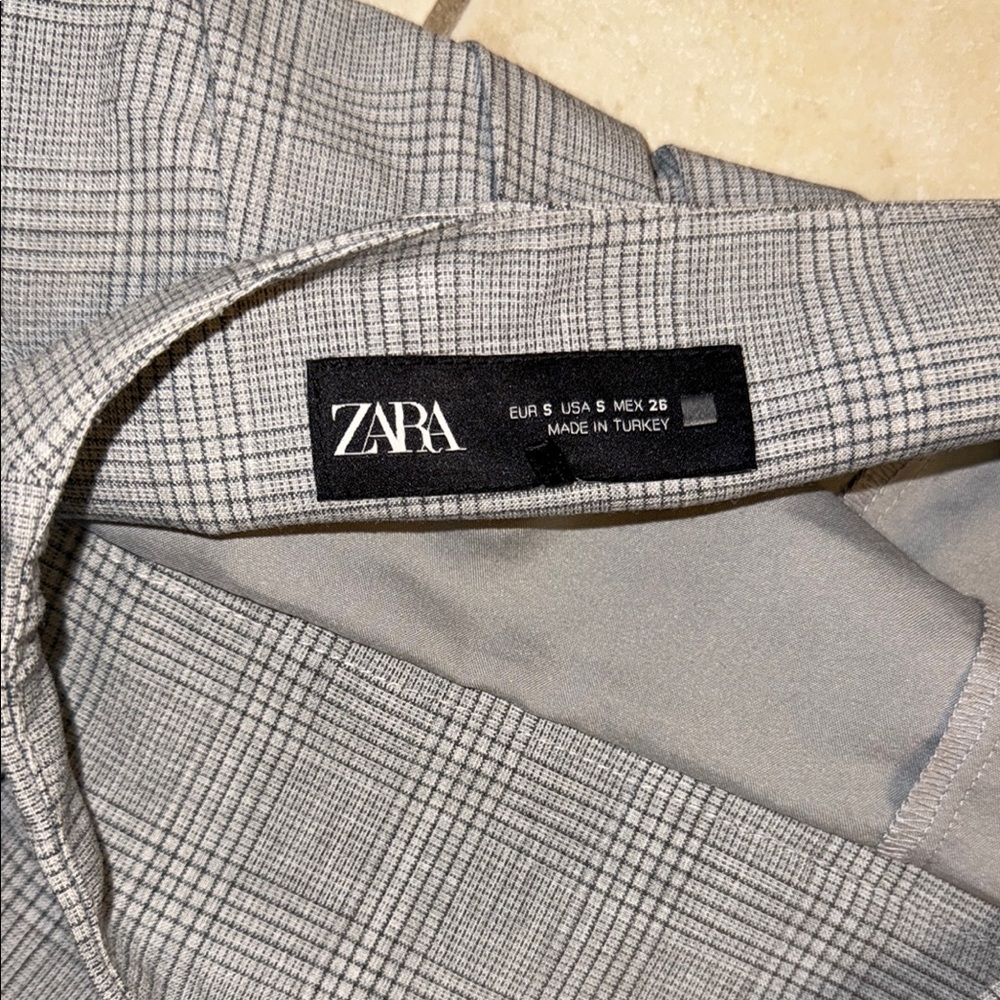 Gray Plaid Pleated Skort with Buckle Detail - Picture 11 of 11